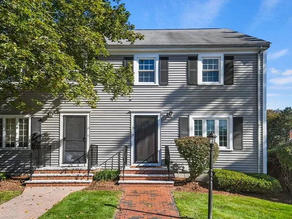 15 Casey Cir, Waltham, MA 02451