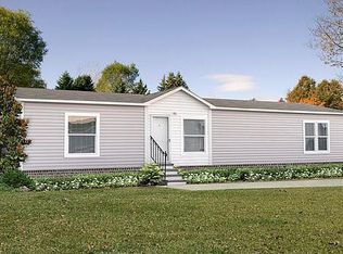 460 Robin Hood Dr, Murrayville, GA 30564