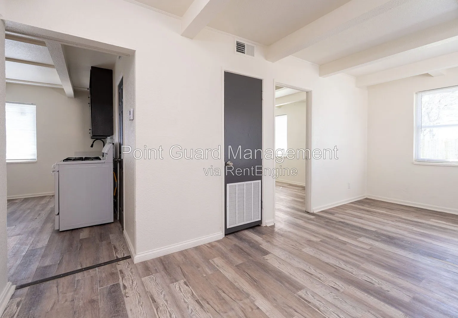 1 bed, 1.0 bath, 600 sqft, $850 — Photo 2