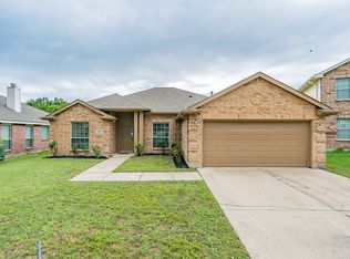 5745 Lionfish Way, Fort Worth, TX 76131
