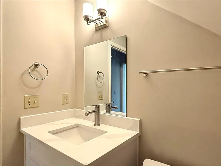 11175 Linbrook Ln — Photo 25