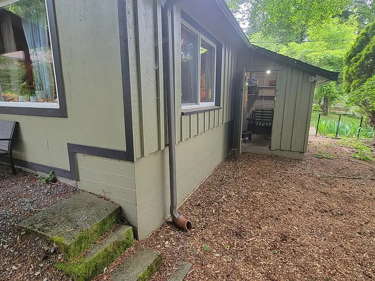 21504 Tramp Harbor Rd SW #B — Photo 3