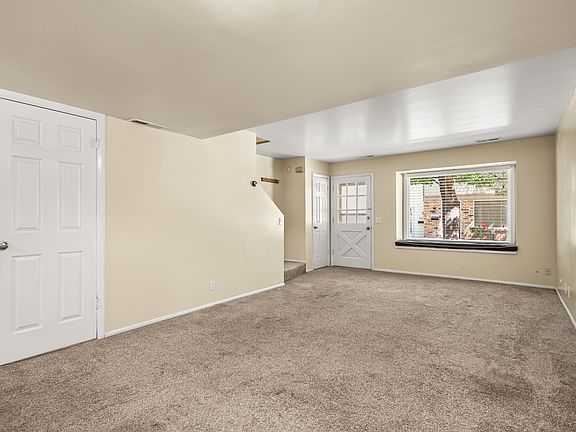 5th image of 2120 E Georgetown Sq