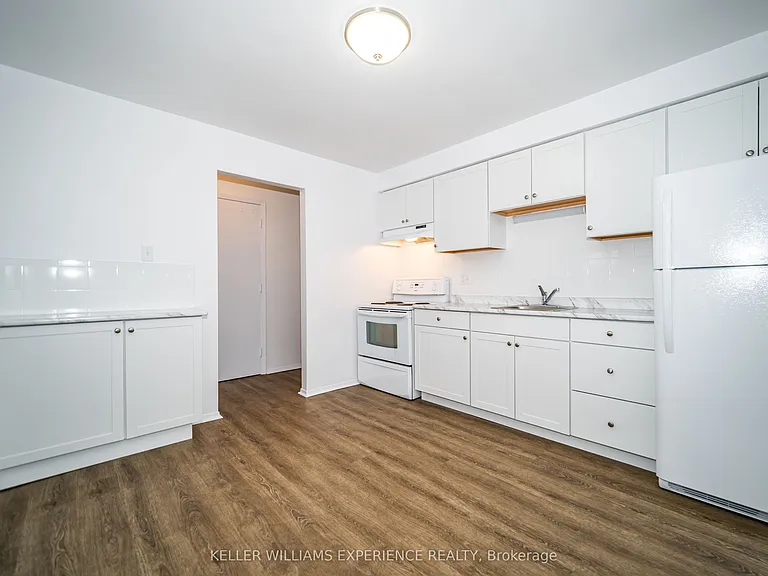 74 Sanford St #3 — Photo 18