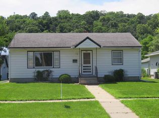 811 S Mill St, Decorah, IA 52101