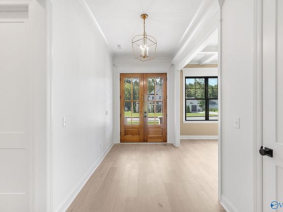 4th image of 107 Mill Springs Ln