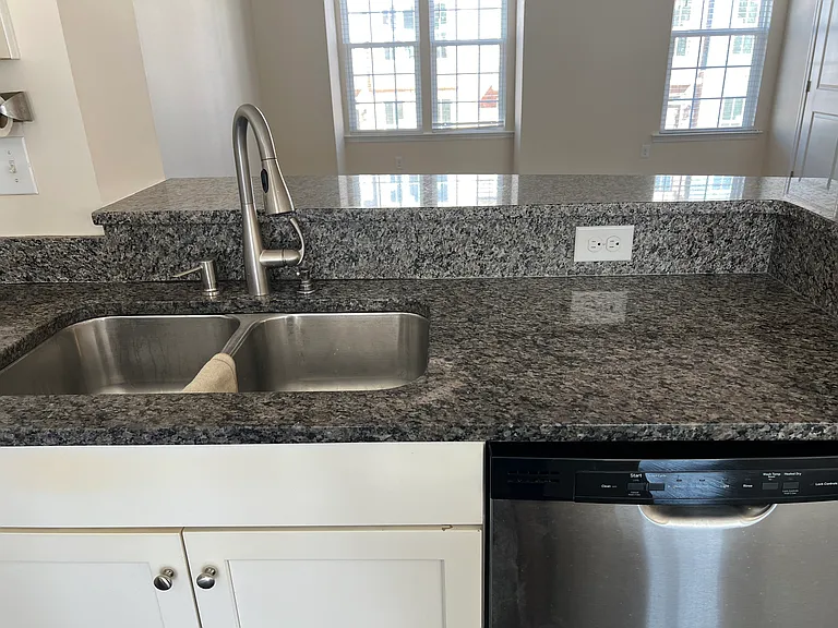 11909 Shire Walk Trl — Photo 5