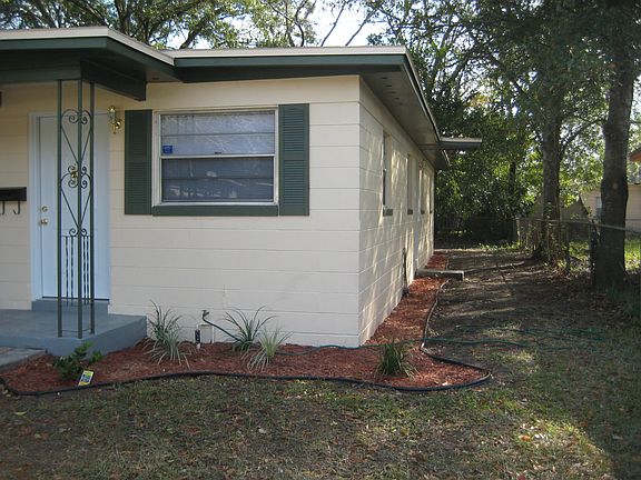 2nd image of 2208 W 15th St