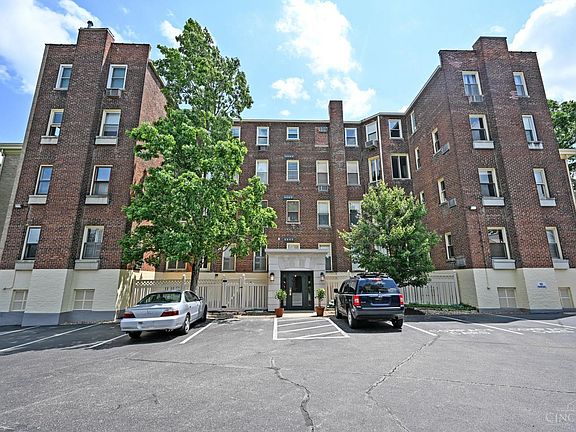 4th image of 2138 Madison Rd Unit I
