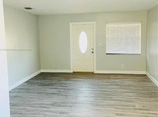 2870 NW 26th St, Fort Lauderdale, FL 33311