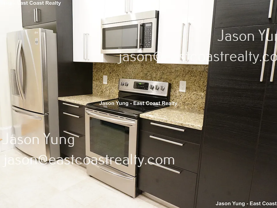 1032 Commonwealth Ave #2