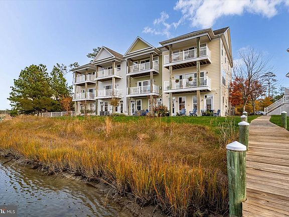2nd image of 10900 Holystone Ln #503