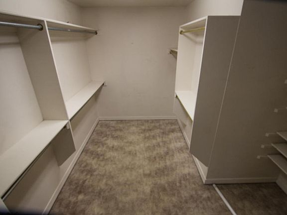 3rd image of 1829 Hankins Dr