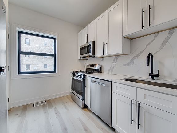 3rd image of 3048-58 W Cortland St #1902-6