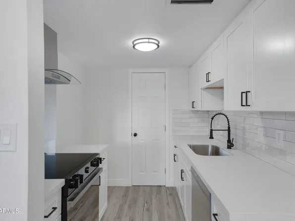 6806 W DEVONSHIRE Avenue, Phoenix, AZ 85033
