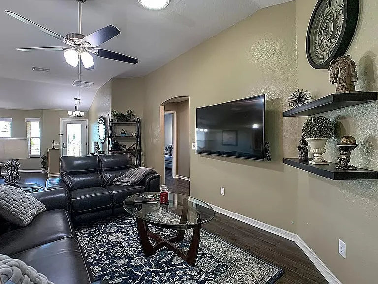 back of living room looking into hall and front bedroom office