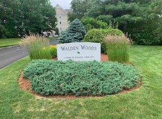 2 Henry David Dr UNIT 102, Nashua, NH 03062