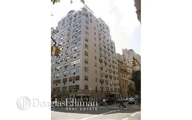 Rented by Douglas Elliman | media 17