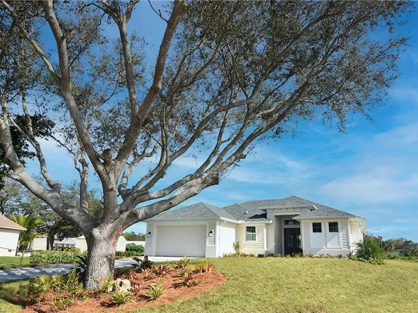 6321 Castlewood CIR, FORT MYERS, FL 33905