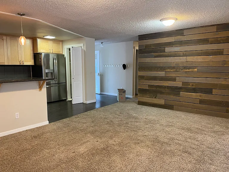 1622 N Willow Rd — Photo 10