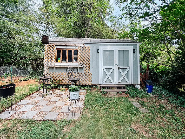 1215 Cherry Ave — Photo 7