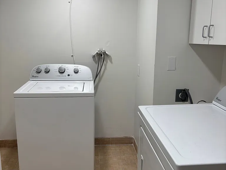 1415 W Riverside Cir — Photo 9