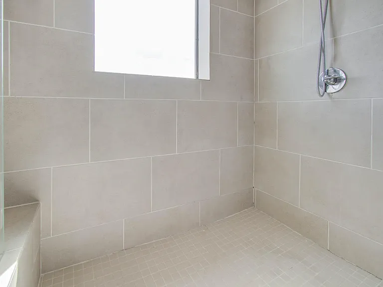 509 Gregg St — Photo 37