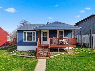 1021 Roberts St, Belle Fourche, SD 57717