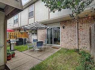 224 Westview Ter, Arlington, TX 76013