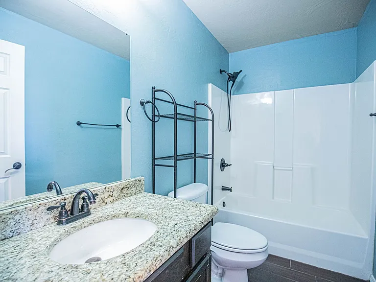 1501 Galway Dr — Photo 31