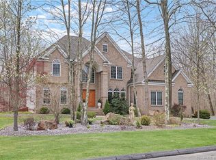 9 Butternut Ridge Rd, Oxford, CT 06478