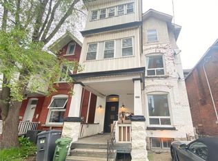 275 Bronson Ave #4, Ottawa, ON K1R 6H7