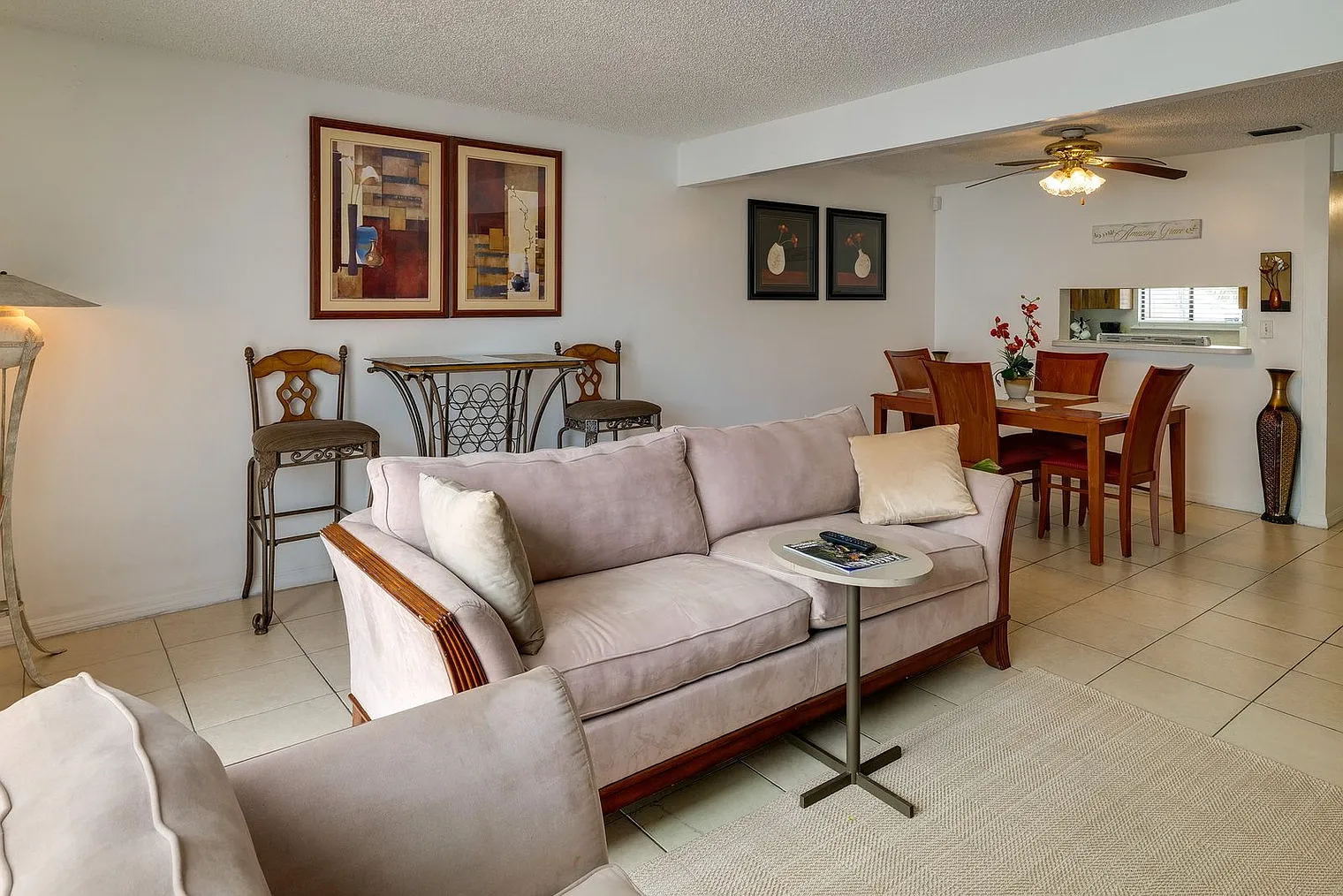 2 bed, 1.0 bath, 1097 sqft, $3,128 — Photo 3