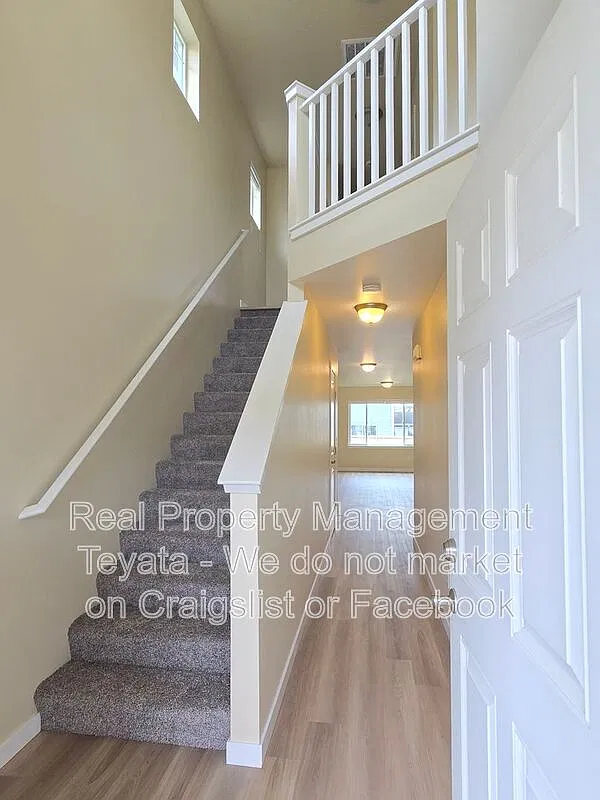 3 bed, 2.5 bath, 1435 sqft, $2,800 — Photo 4