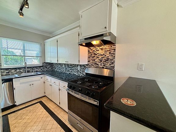 2nd image of 11365 Washington Pl APT 6