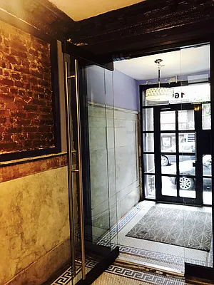 Rented by EXR | media 4