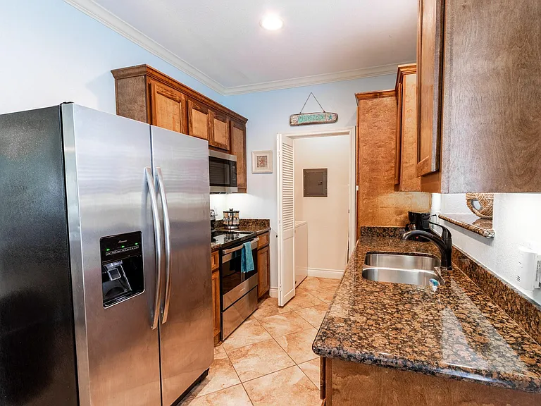 7000 Seawall Blvd #114 — Photo 14