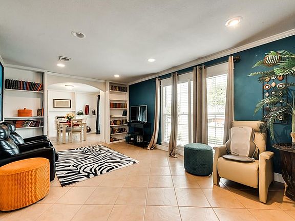 4th image of 5824 Diamond Oaks Dr N
