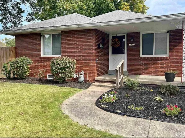 1801 Hercules Ave, Evansville, IN 47711