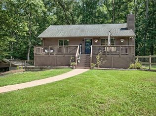 8577 Davenport Rd, Gloucester, VA 23061