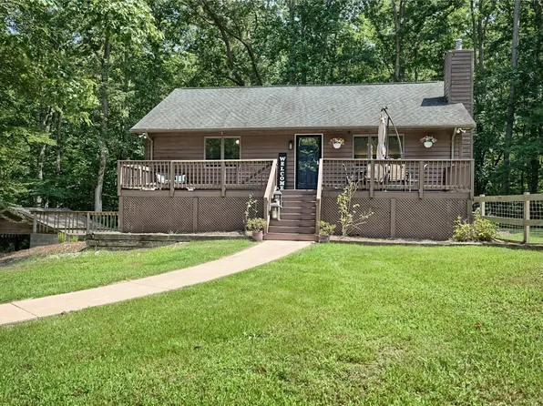 8577 Davenport Rd, Gloucester, VA 23061