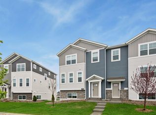 6722 Wildflower Way, Excelsior, MN 55331