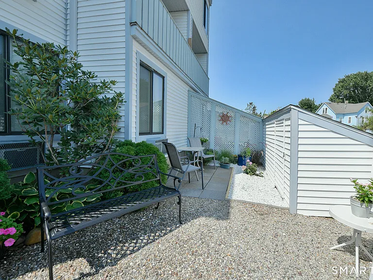 2 Hamre Ln #D — Photo 7