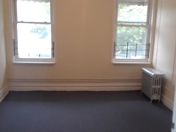 4th image of 1117 Croes Ave #2F