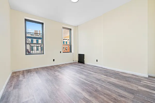 Rented by REAL New York | media 9