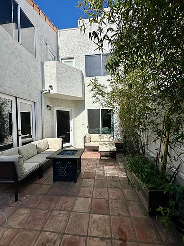 1445 Grand Ave #A Photo 1