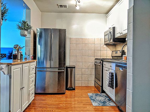 5th image of 22A Kingery Quarter #A-203