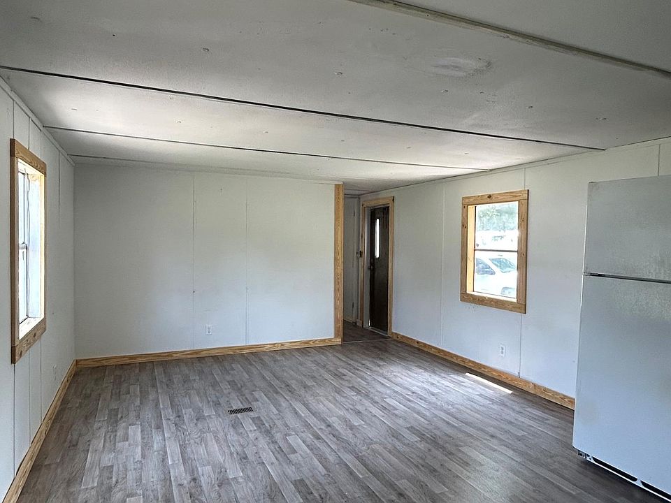 2nd image of 767 NW Amanda St Lot 4