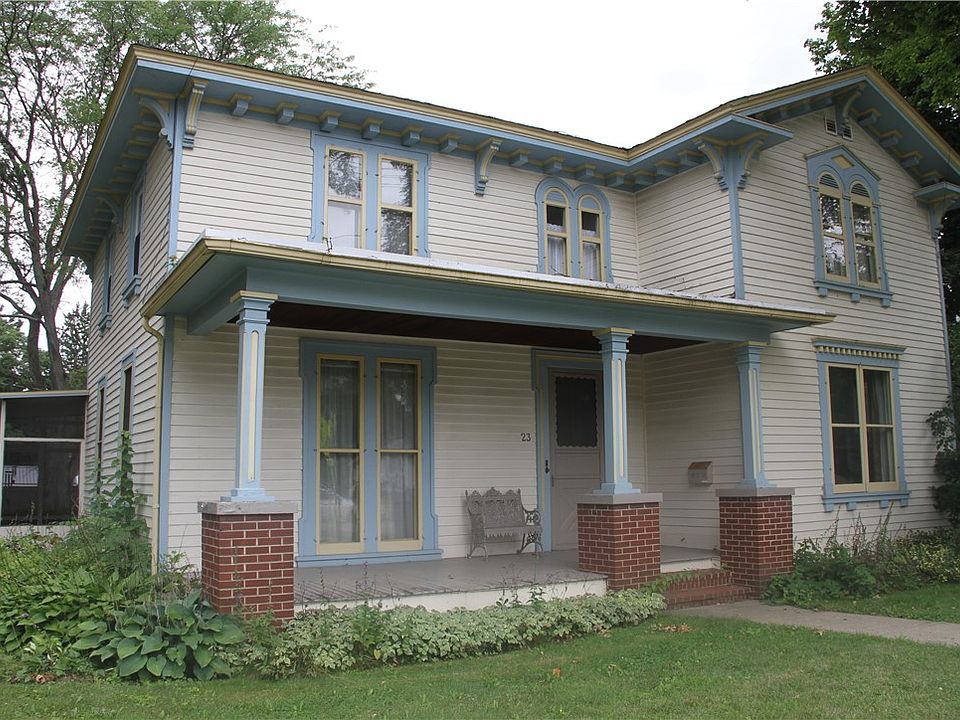 1st image of 23 W Washington St