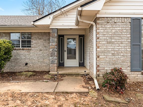 3rd image of 2702 Rambo Cir